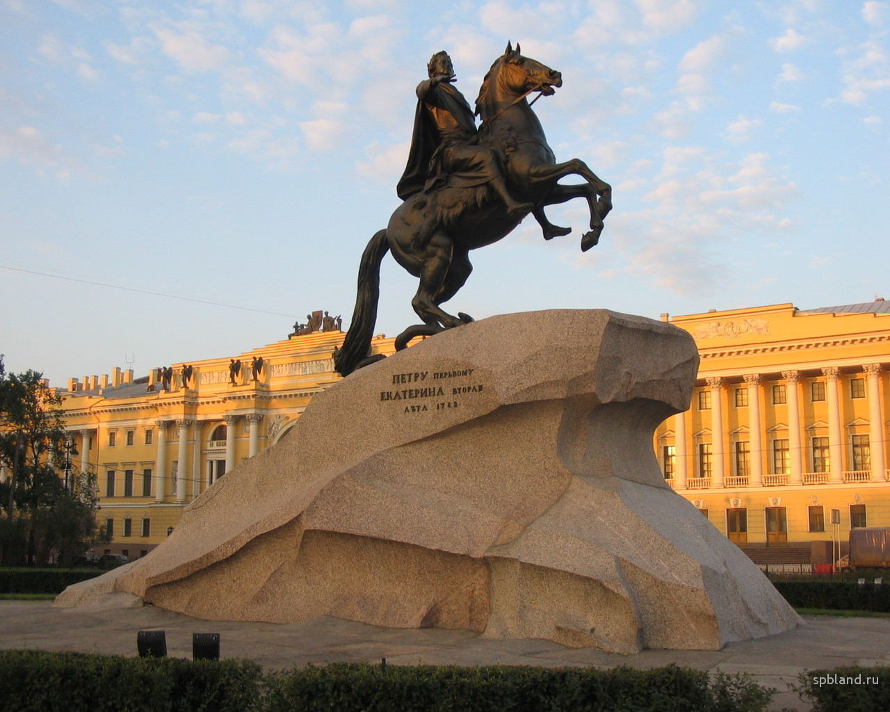 Главное в Петербурге