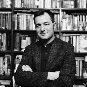 Максим Алонцев